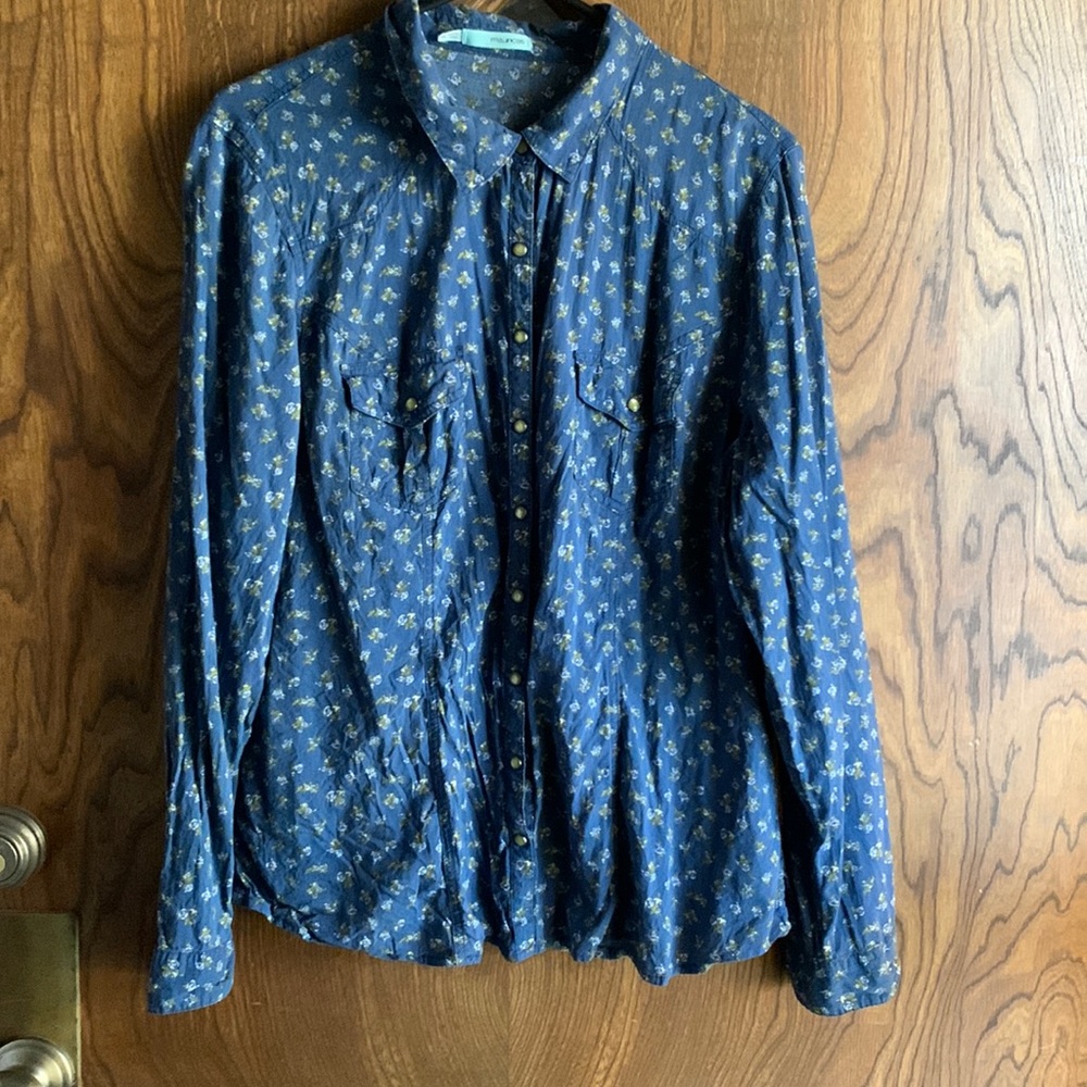XXL Blue Floral Button Down